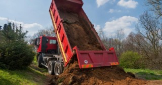 Доставка грунта Шумерля, цена от 260 руб./куб.